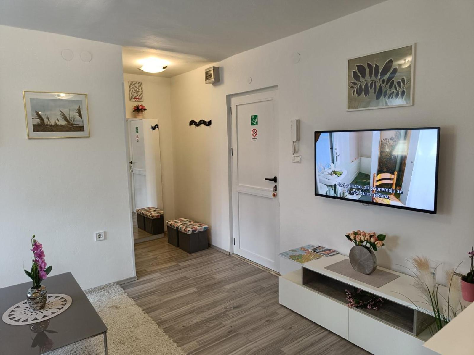Apartments Mary & Free Parking Ровинь Номер фото